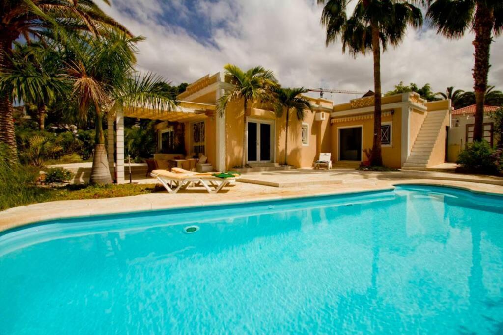 Villa-Tauro Leyh Моган Экстерьер фото